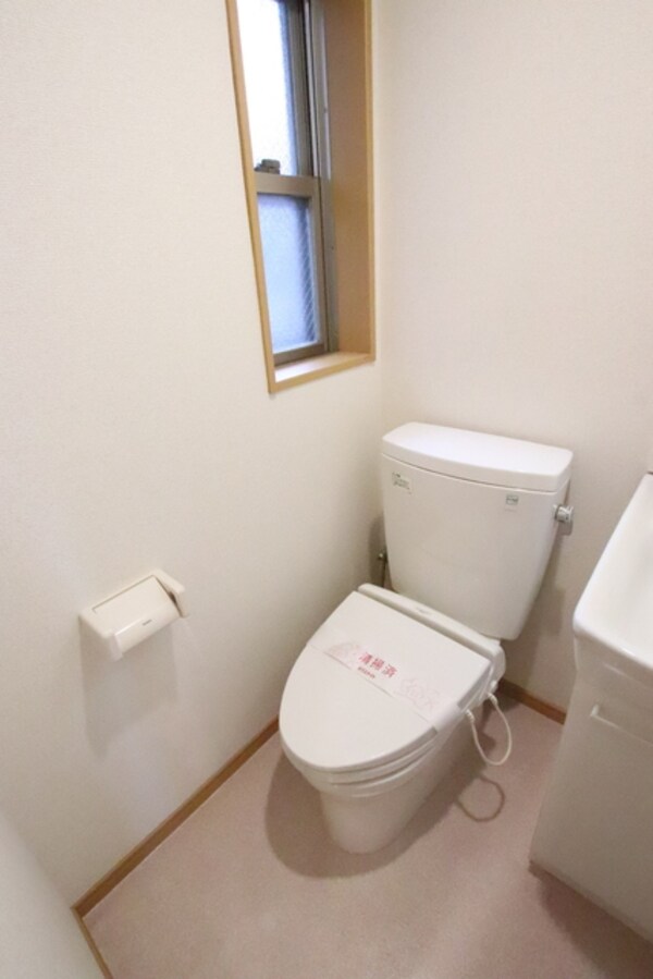 トイレ(暖房便座付き♪)