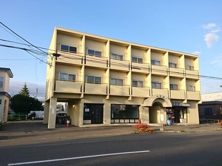 八番館外観写真