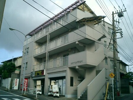 カサベルダ片倉町外観写真