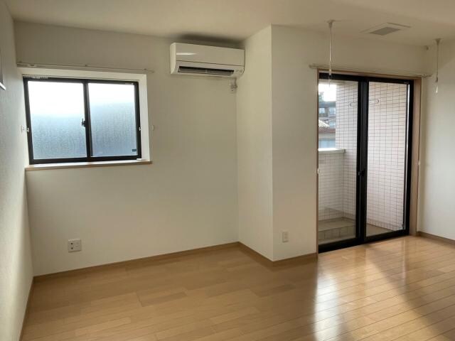 物件内観写真8　(LDK)