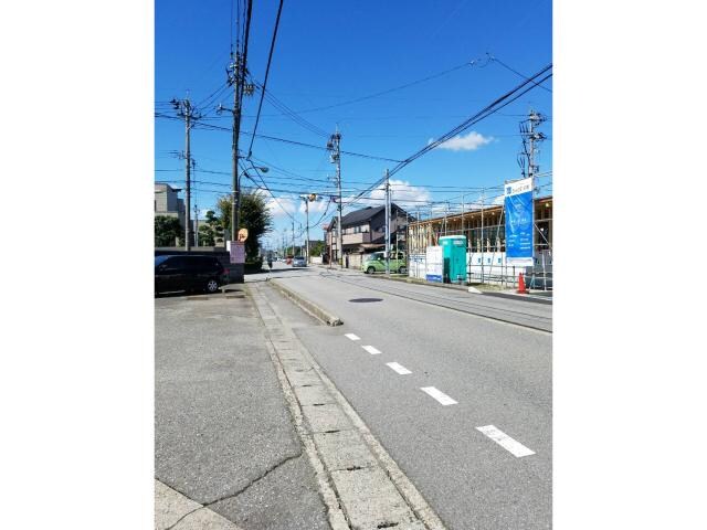 物件外観写真4　(西側)