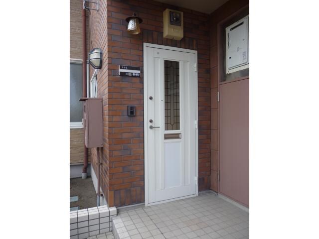 物件内観写真16　(入口)