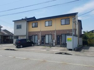 リバーアート外観写真