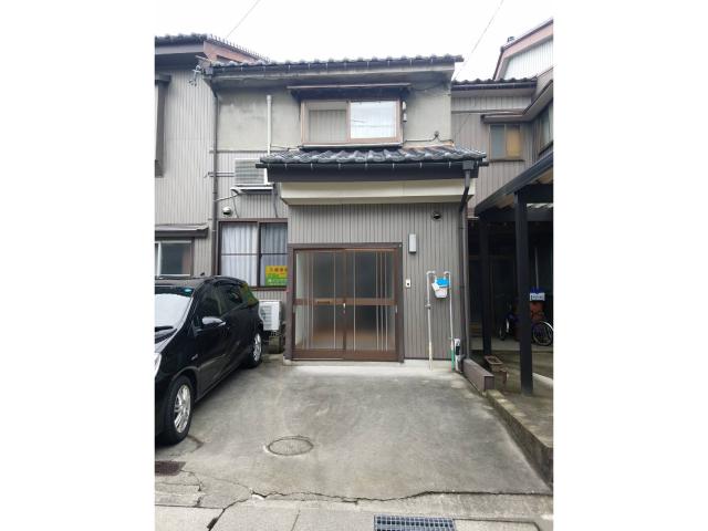 東町貸家