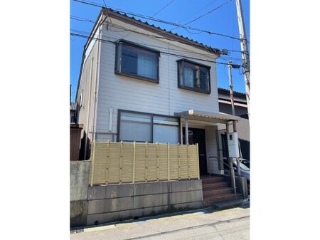 星井町貸家外観写真