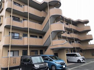 ベルメゾン長嶺外観写真