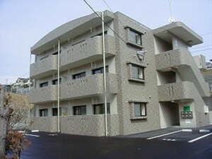 プティレカンＩＺＵＭＩ外観写真