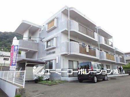 エンプロイ豊増外観写真