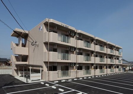 Ｙ・ｅ　ＢＬＤ（ワイイービルド）外観写真