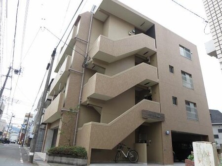 プランタン草牟田外観写真