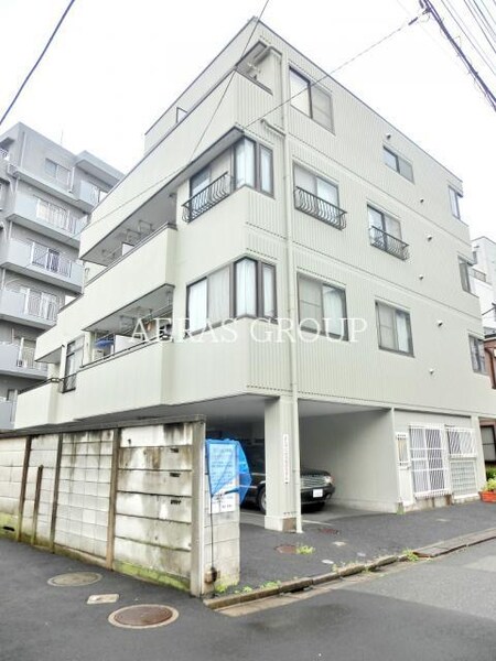 マンション伊興外観写真