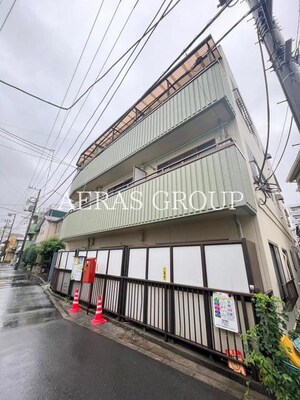 柳原貸マンション外観写真