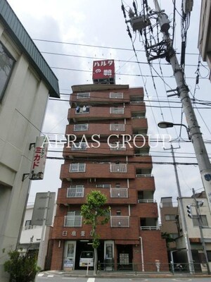 アーバン臼倉外観写真