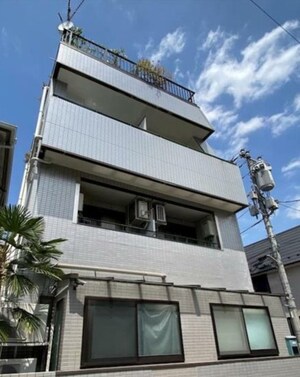 15番館外観写真