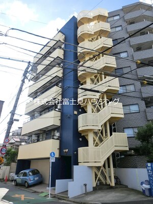 タウンコートカワマタ外観写真