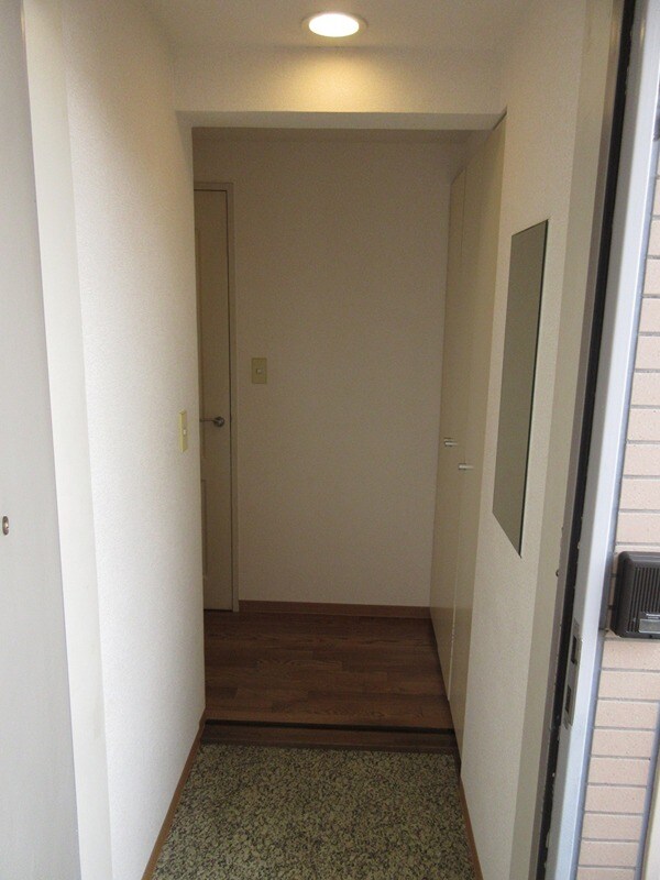 物件内観写真23　(玄関（1）)