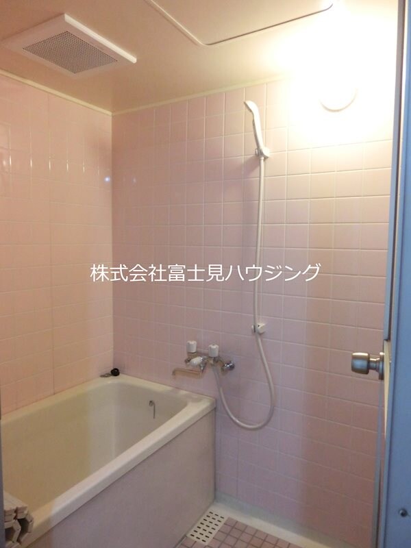 物件内観写真6　(浴室（1）追焚機能有)