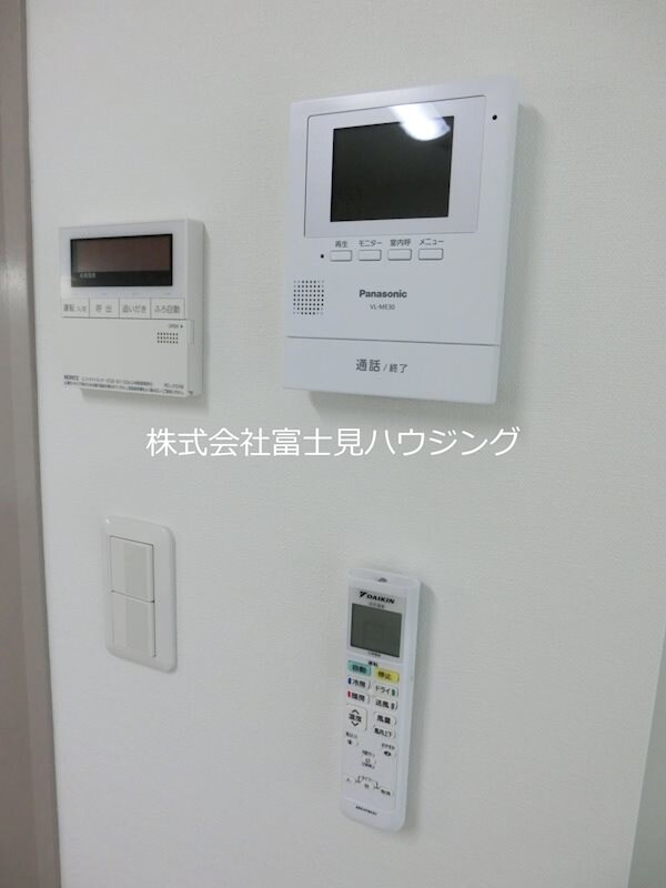 物件内観写真11　(ＴＶモニターホン)