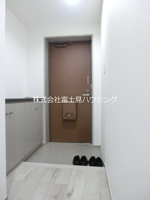 物件内観写真26　(玄関・シューズＢＯＸ)