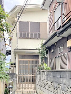 アンクルカワムラ外観写真