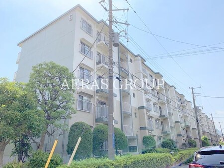 パイロットハウス検見川6号棟外観写真