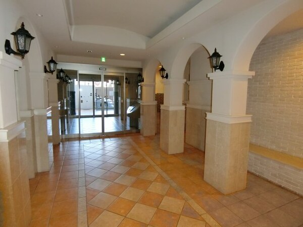 ロビー・ラウンジ