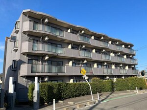 三リリアント遠見塚外観写真