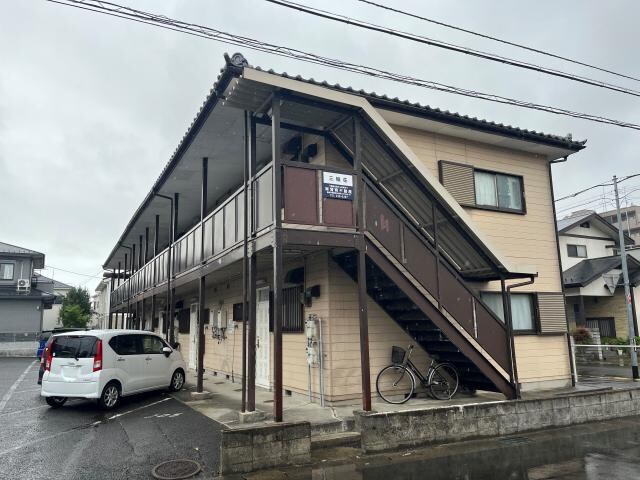 三輪荘の物件外観写真