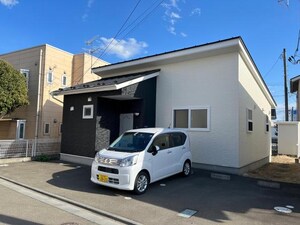 遠見塚貸家東棟外観写真