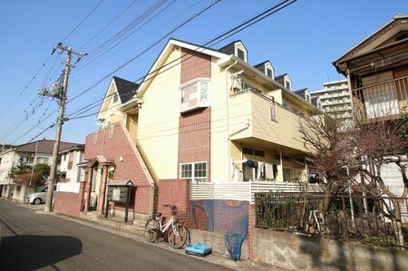 レオパレス蘇我　第4外観写真