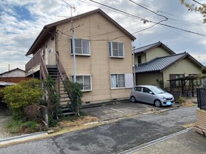メトロハイツ巌根外観写真