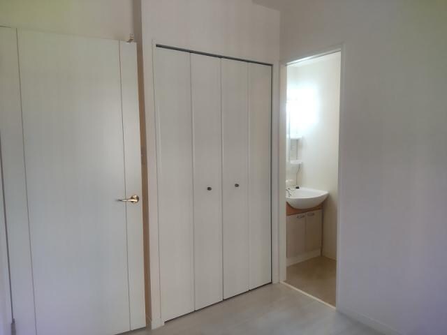 物件内観写真13　(別室の写真です)