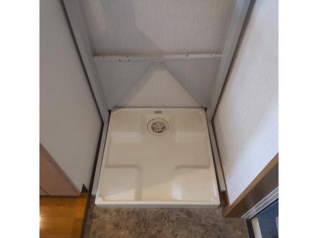 物件内観写真7　(別室の写真です)