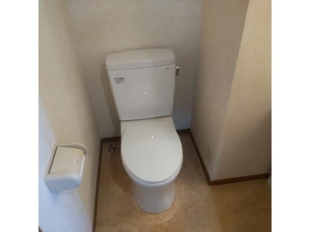 物件内観写真11　(別室の写真です)