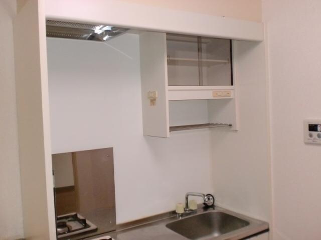 物件内観写真7　(別室の写真です)