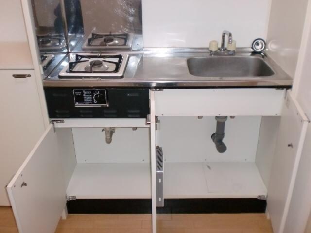 物件内観写真8　(別室の写真です)