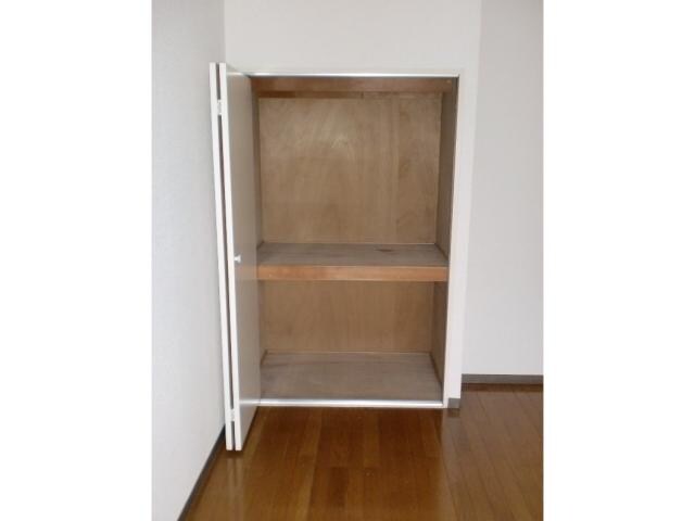 物件内観写真10　(別室の写真です)