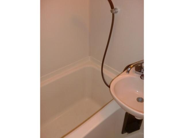 物件内観写真20　(別室の写真です)