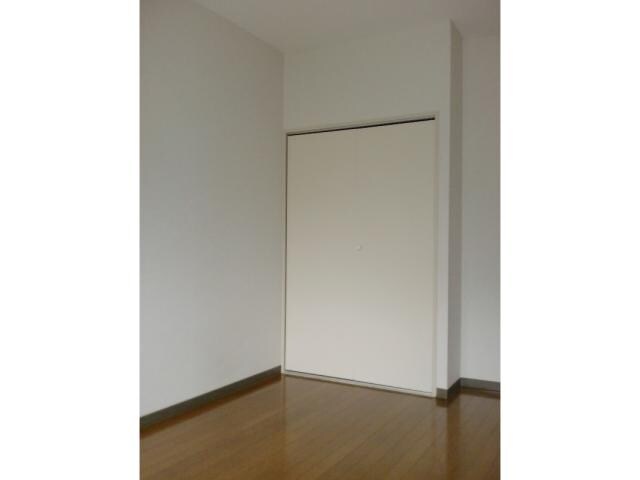 物件内観写真25　(別室の写真です)