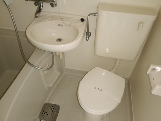 物件内観写真13　(別室の写真です)