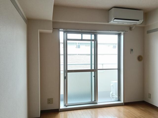 物件内観写真15　(別室の写真です)