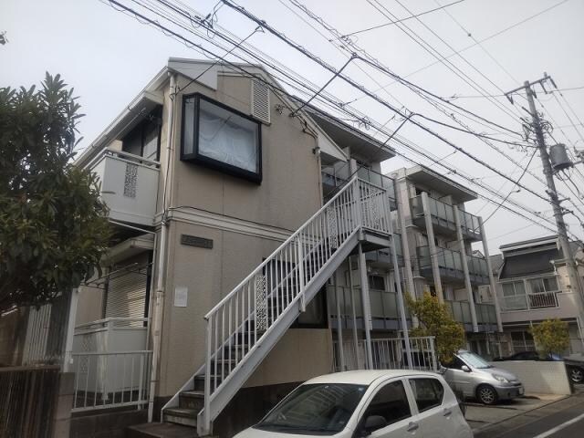 ピロティ浦安の物件外観写真