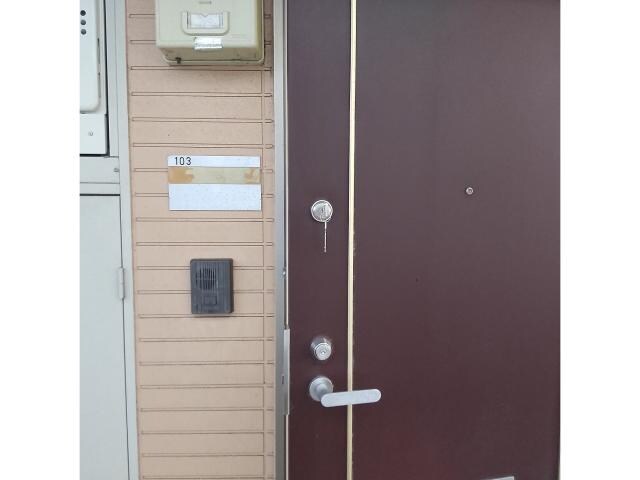 物件内観写真4　(別室の写真です)