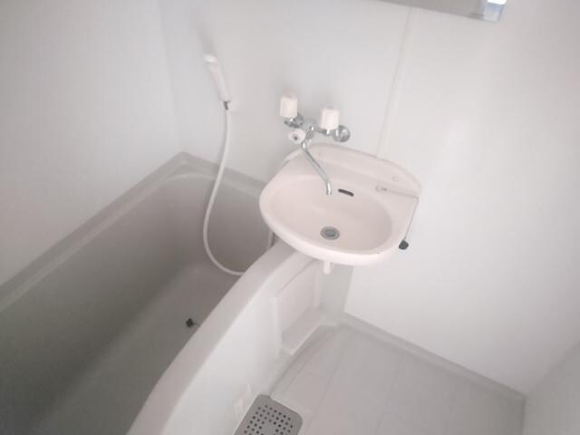 物件内観写真16　(別室の写真です)