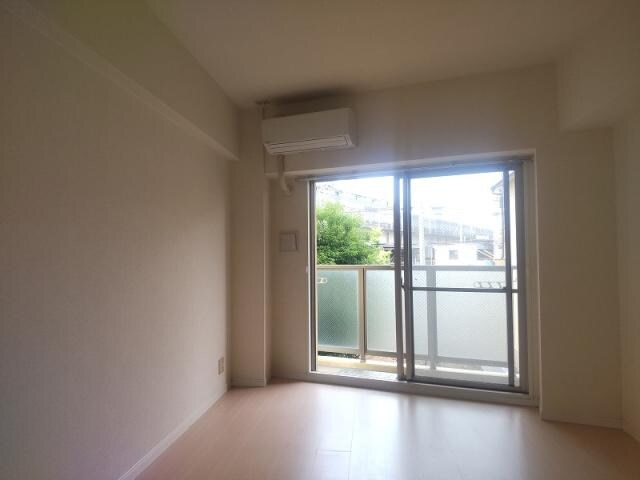 物件内観写真22　(別室の写真です)