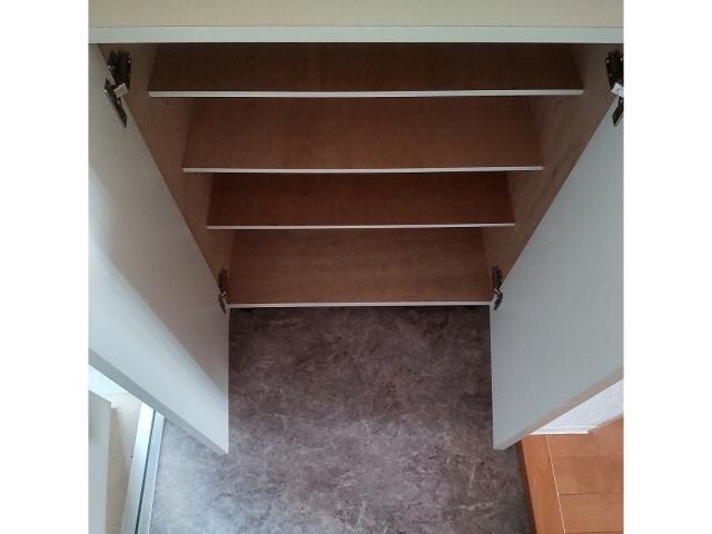 物件内観写真8　(別室の写真です)