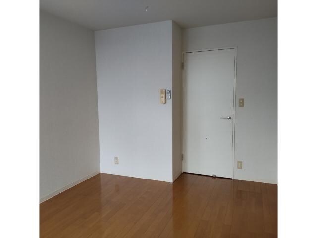 物件内観写真15　(別室の写真です)