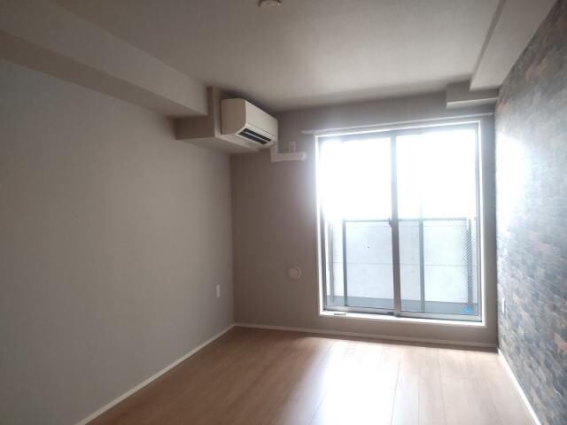 物件内観写真25　(別室の写真です)