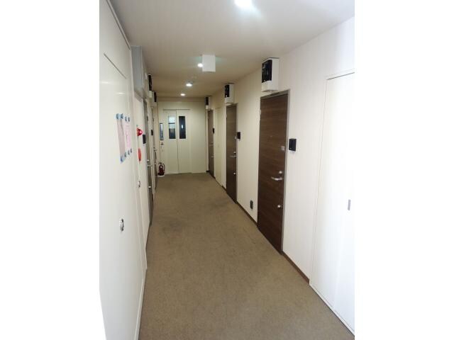 物件外観写真5　(共用通路)