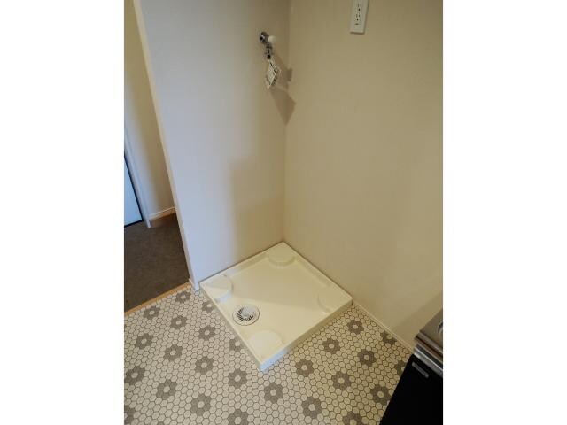 物件内観写真10　(別室の写真です)